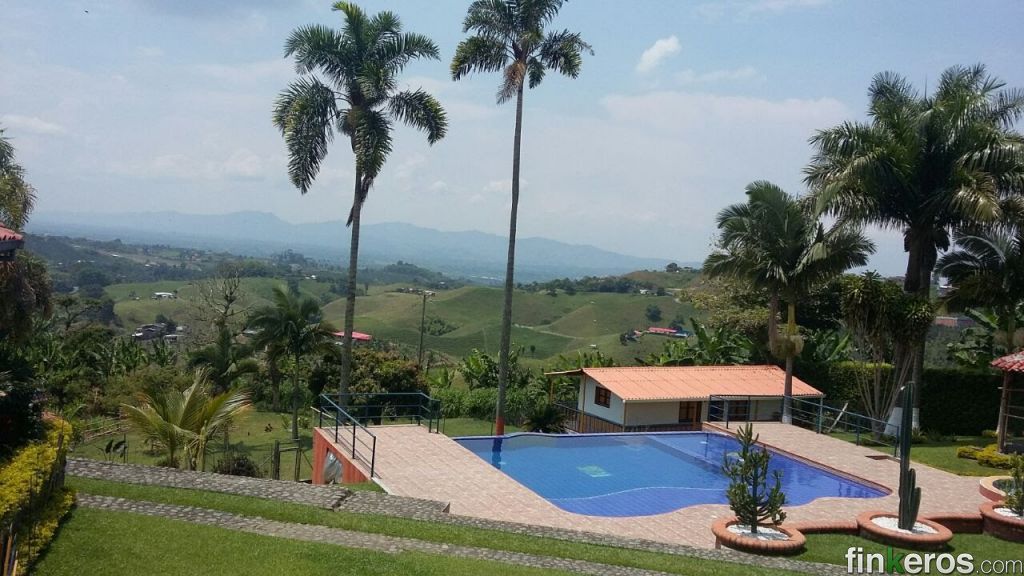 FINCA EN ALTAGRACIA MUY BONITA PARA ESTA SEMANA SANTA  - Finca en Pereira, Risaralda